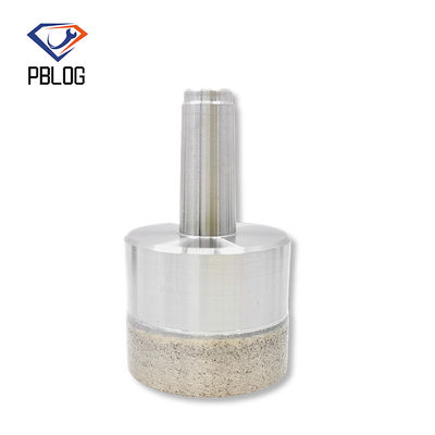 PBLOG Các hạt kim cương kết hợp thành một khoan thủy tinh